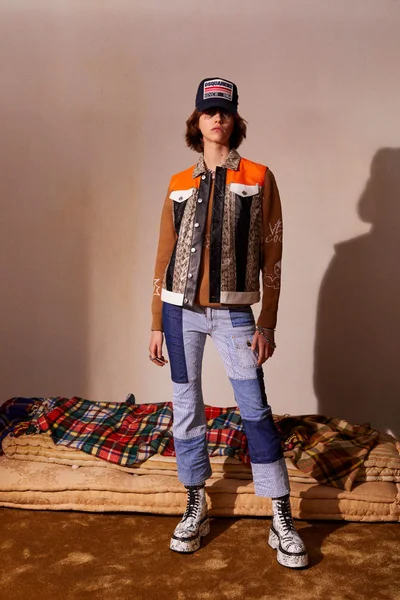Look 8